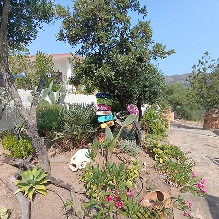 Apartman Casa Li Scopi Lu Lioni