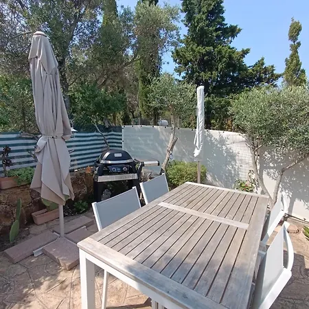 Apartman Casa Li Scopi Lu Lioni